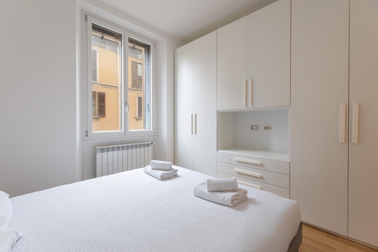 Urbino Apartment Luminoso E Centrale Milan Exterior photo